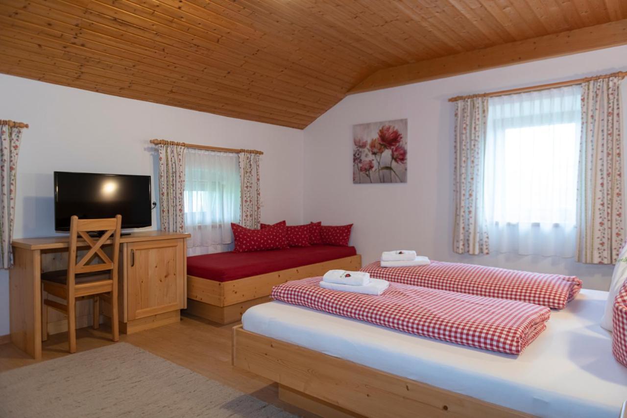 Hartlhof Urlaub Am Baby- Und Kinderbauernhof Niederau Εξωτερικό φωτογραφία