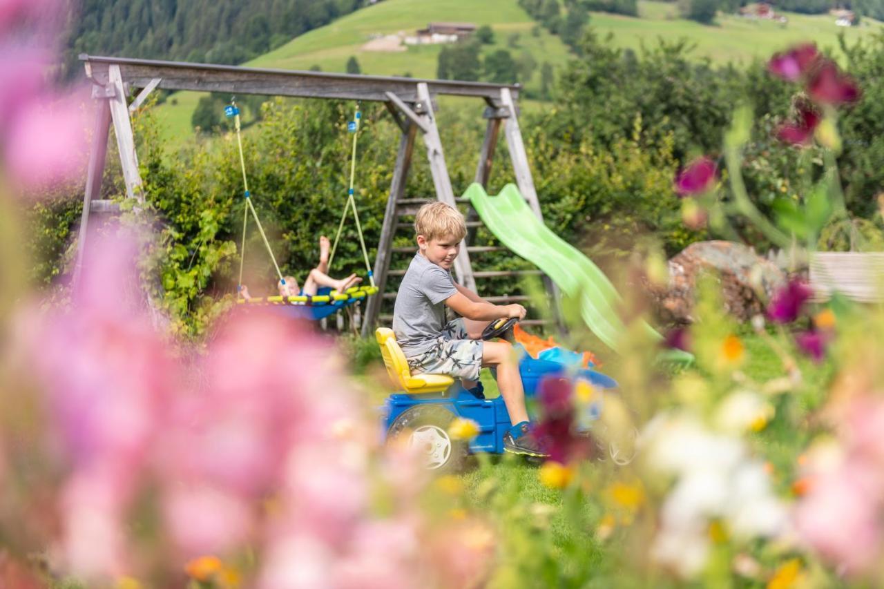 Hartlhof Urlaub Am Baby- Und Kinderbauernhof Βίλα Niederau Εξωτερικό φωτογραφία