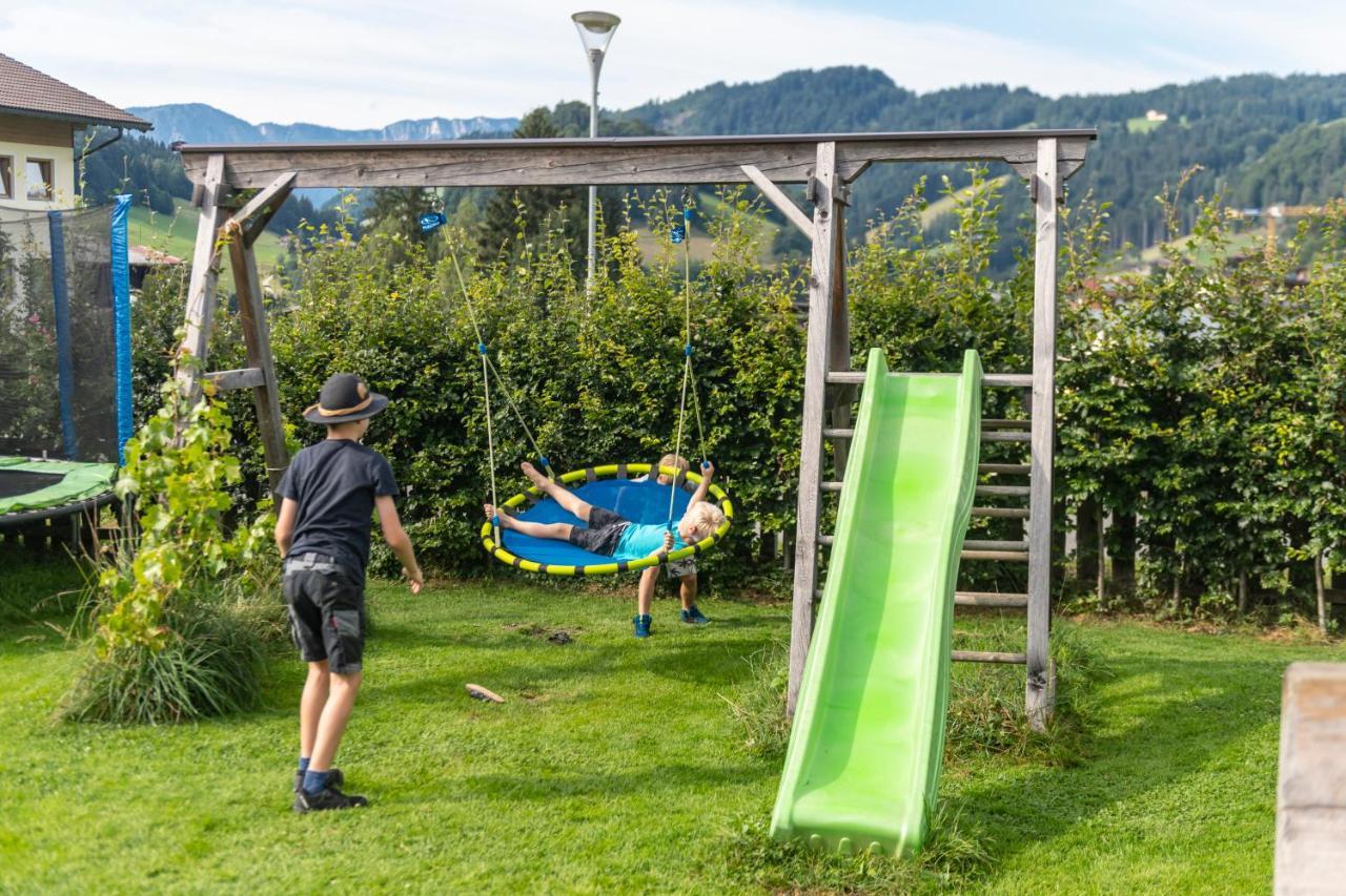 Hartlhof Urlaub Am Baby- Und Kinderbauernhof Niederau Εξωτερικό φωτογραφία